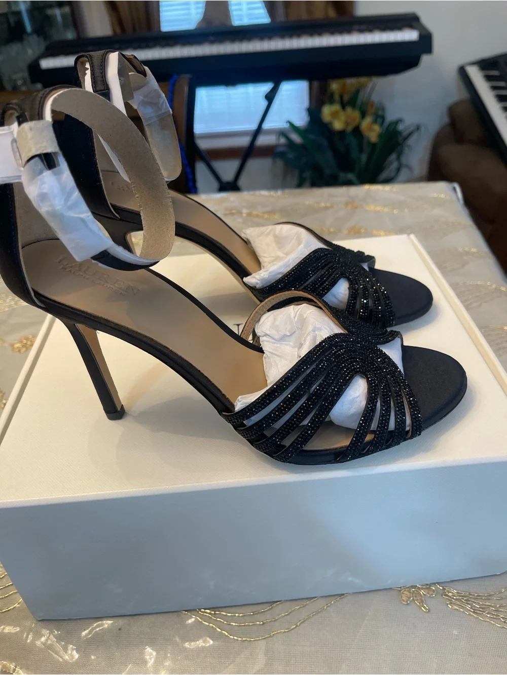 NWB Lauren Ralph Lauren women’s Allie embellished multistrap sandals black 8.5